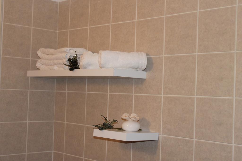 דירות לרנקה Elena Court Apt 401 מראה חיצוני תמונה