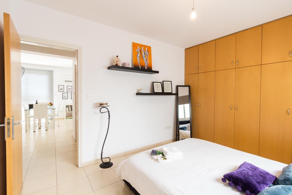 דירות לרנקה Elena Court Apt 401 מראה חיצוני תמונה